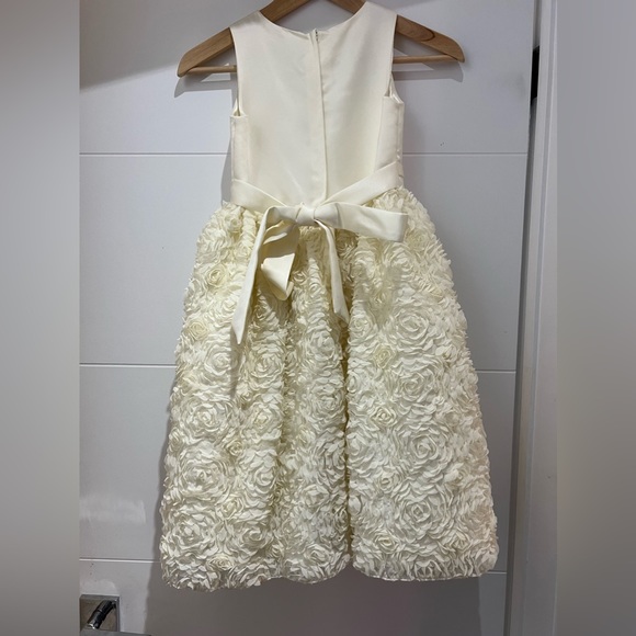 Cinderella dress from the princess collection nyc - Picture 4 of 7